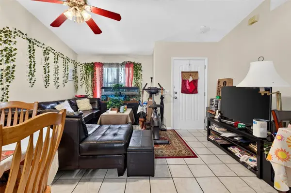 3044 INDIA PALM DR, Edgewater, FL 32141