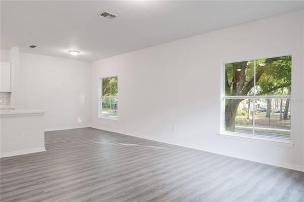 5953 WESTGATE DR #1823, Orlando, FL 32835