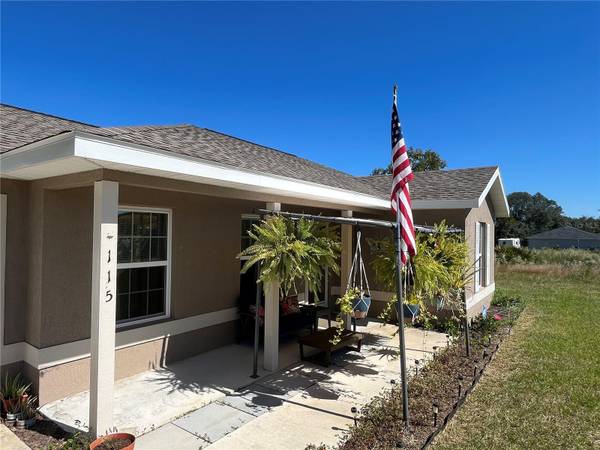 115 MALAUKA RADL, Ocklawaha, FL 32179
