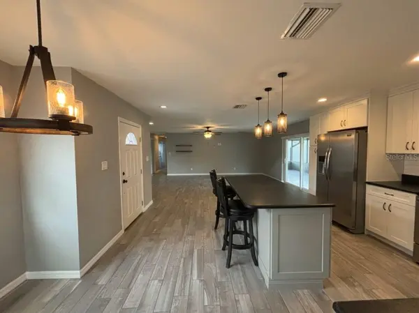 206 VAN LAKES BLVD, Auburndale, FL 33823