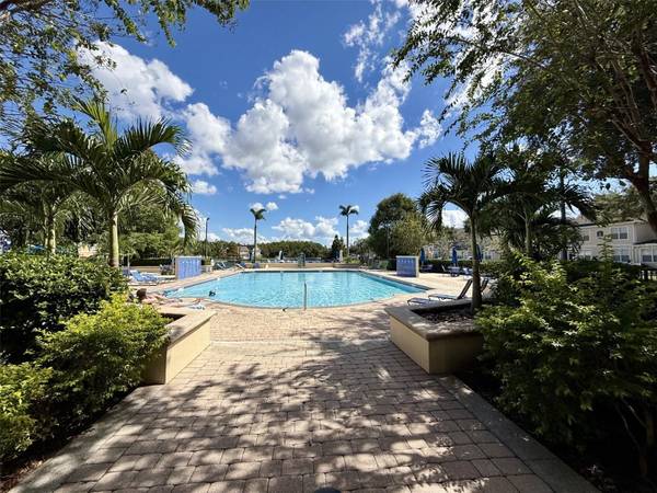 4021 VENETIAN BAY DR #103, Kissimmee, FL 34741