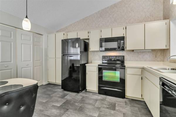 616 FAIRMONT AVE #D, Safety Harbor, FL 34695