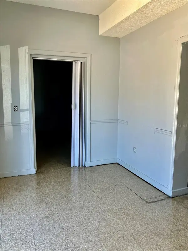8141 54TH AVE N, St Petersburg, FL 33709