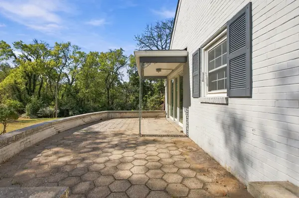 810 Academy Ln, Columbia, TN 38401