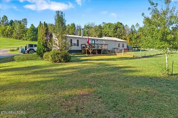 627 Lee Powell Rd, Ten Mile, TN 37880