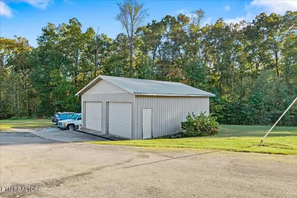 627 Lee Powell Rd, Ten Mile, TN 37880
