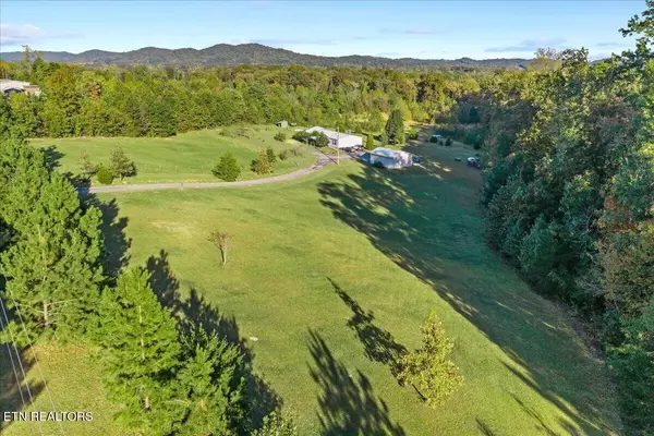 627 Lee Powell Rd, Ten Mile, TN 37880