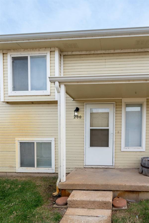 5510 S Gold St, Unit 300, Wichita, KS 67217