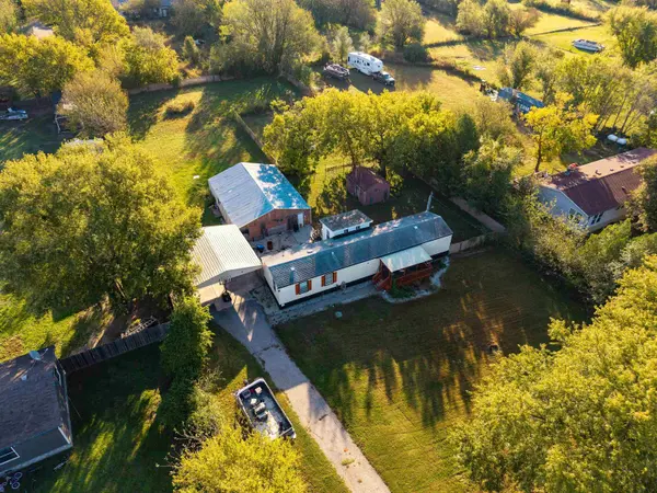 7034 S Green St, Wichita, KS 67216