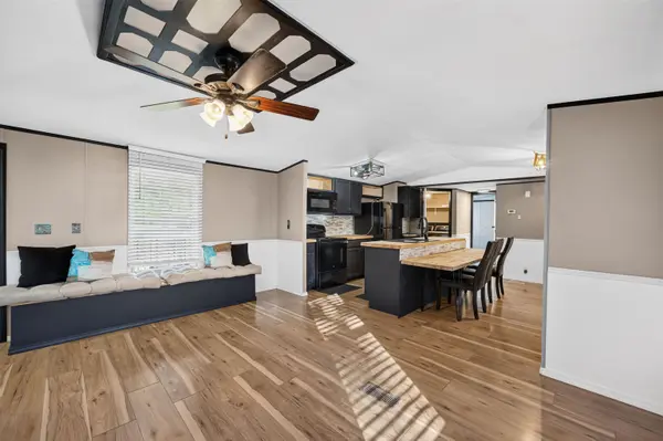 7034 S Green St, Wichita, KS 67216