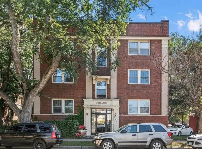 2739 Girard AVE S #304, Minneapolis, MN 55408