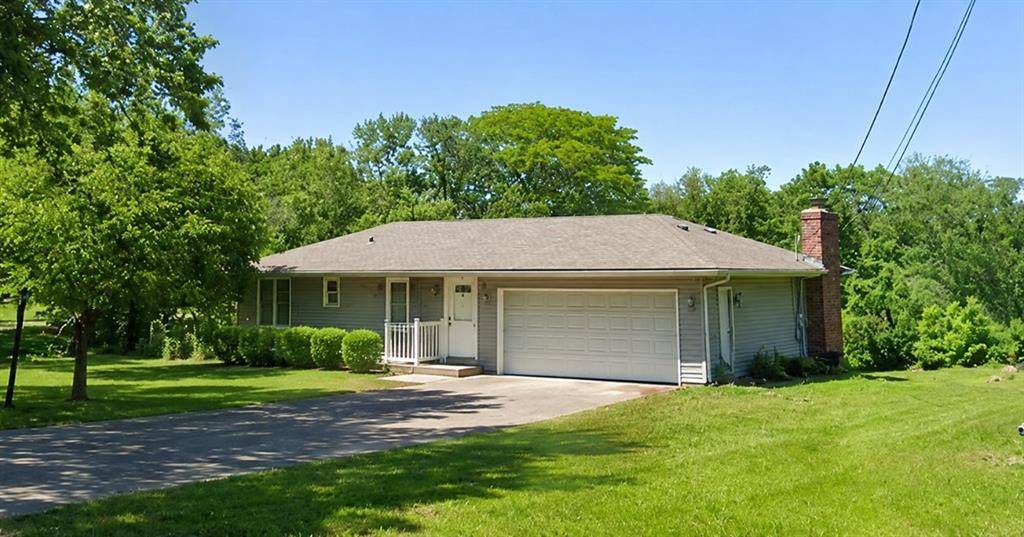 9334 Nelson LN, Kansas City, KS 66109