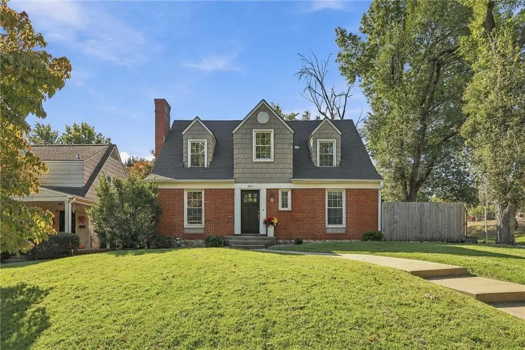 601 E 69 ST, Kansas City, MO 64131