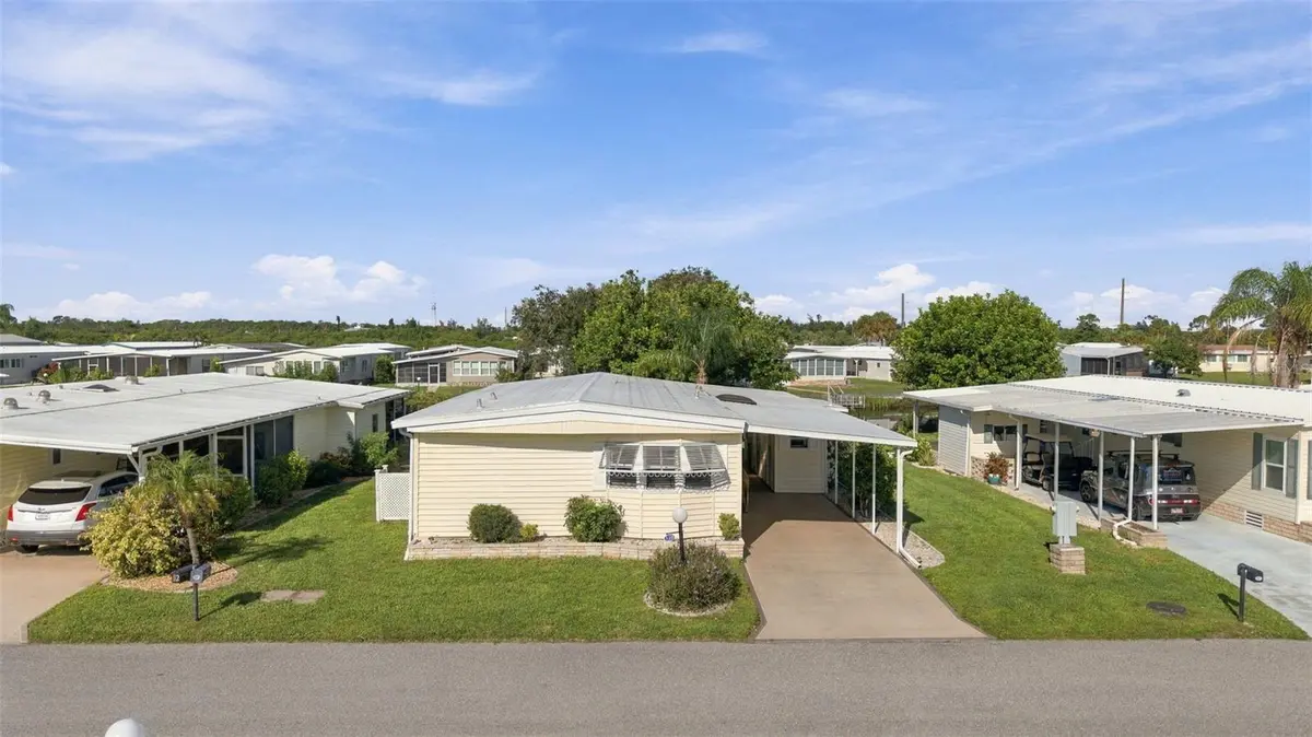 110 MARTINIQUE RD, North Port, FL 34287