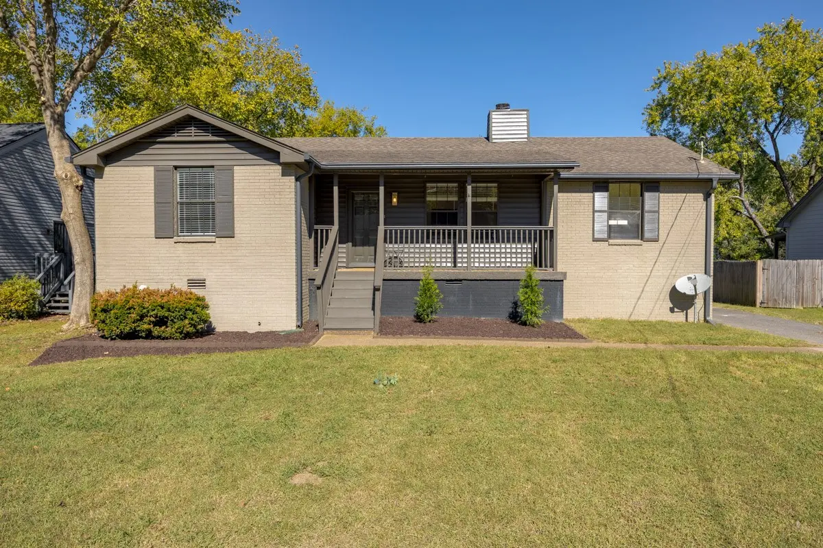 2529 McGinnis Dr, Nashville, TN 37216