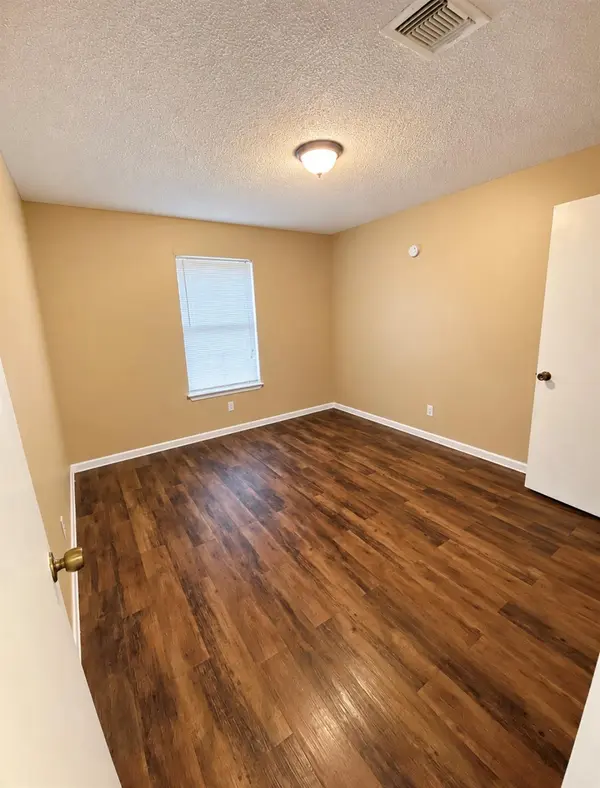 139 Elm DR #308, Lockhart, TX 78644