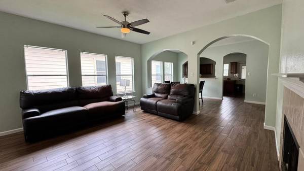 9205 Brents Elm DR, Austin, TX 78744