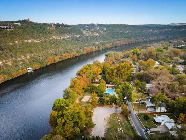 2703 De Soto DR, Austin, TX 78733