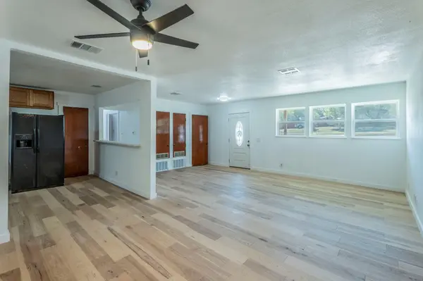 3106 Northeast DR, Austin, TX 78723