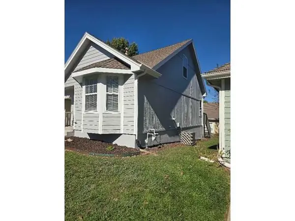 17102 E 46th Ct S ST, Independence, MO 64055