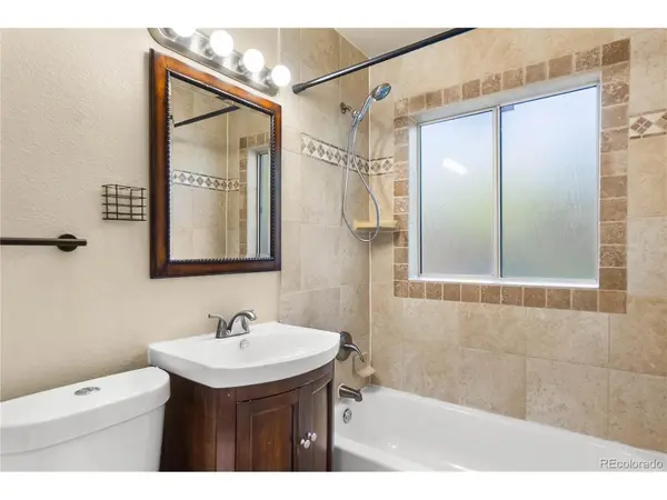 3060 S Grape, Denver, CO 80222