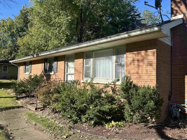 11612 SR 57 ***, Evansville, IN 47725