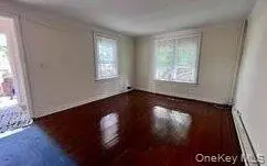 105 Hawkins BLVD, Copiague, NY 11726