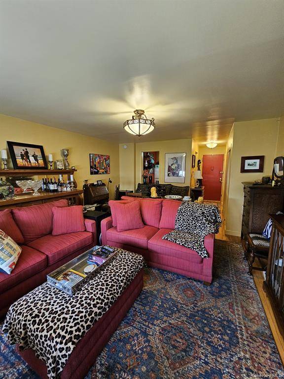 2750 Johnson AVE #7L, Bronx, NY 10463