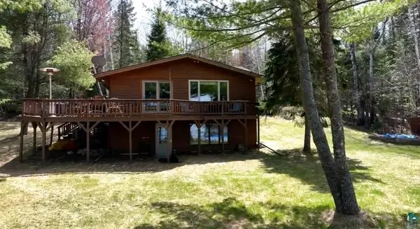 8519 Peterson Rd,  Cook,  MN 55723