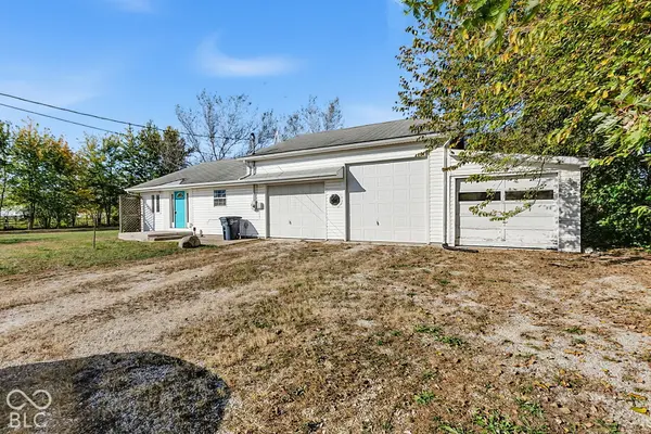 220 S D ST, Elwood, IN 46036