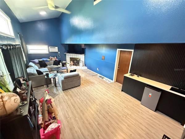 604 S BAYVIEW BLVD, Oldsmar, FL 34677