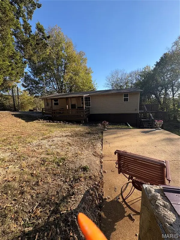 407 Hickory ST, Irondale, MO 63648