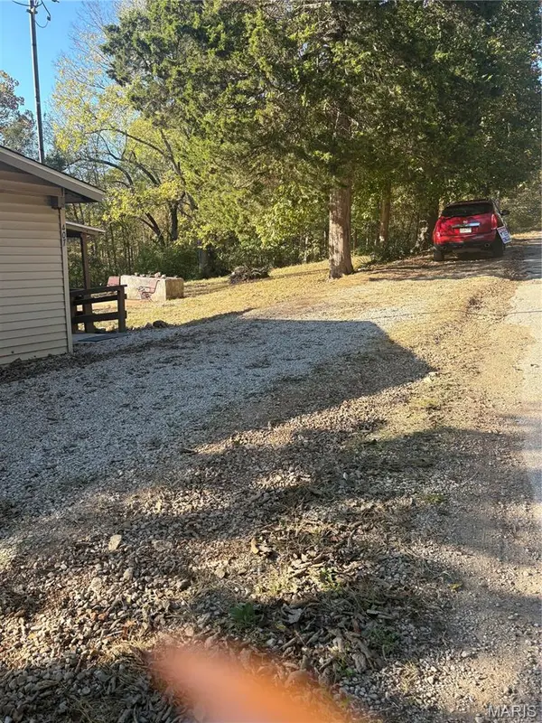 407 Hickory ST, Irondale, MO 63648