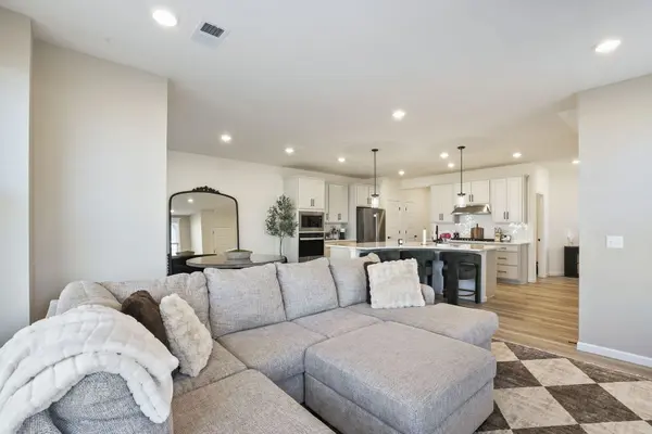 24508 W Kroll DR, Plainfield, IL 60585