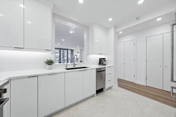 420 E WATERSIDE DR #1109, Chicago, IL 60601