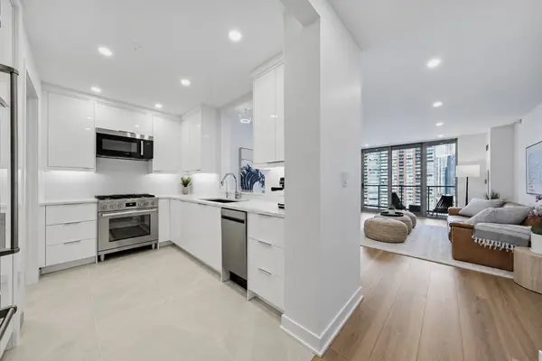420 E WATERSIDE DR #1109, Chicago, IL 60601