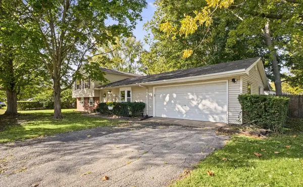 1513 Kenwood RD, Champaign, IL 61821