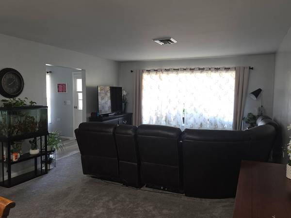 7118 Lexington LN #180, Fox Lake, IL 60020