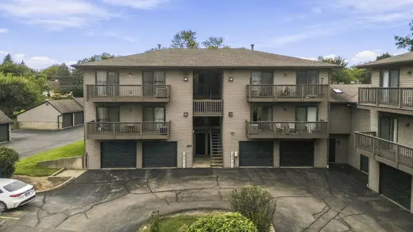 1820 W Highland AVE #D, Elgin, IL 60123