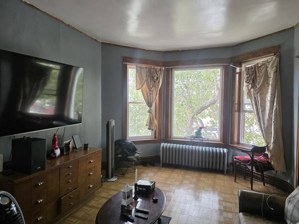 1465 N Kedvale AVE, Chicago, IL 60651