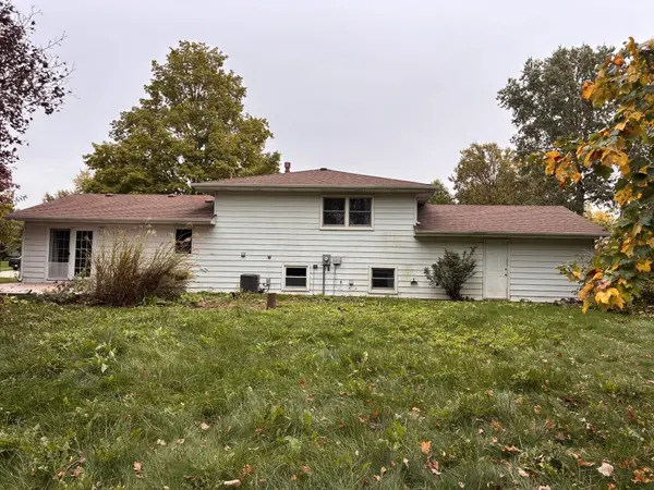 3605 E Engel DR, Valparaiso, IN 46383