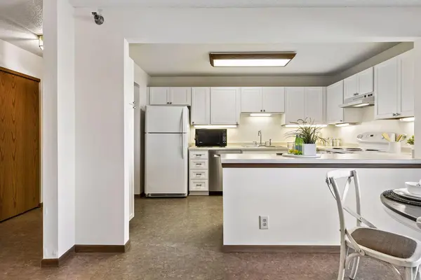 1666 Coffman ST #215, Falcon Heights, MN 55108