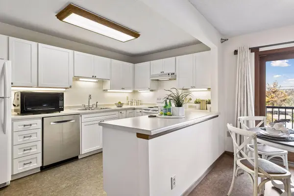 1666 Coffman ST #215, Falcon Heights, MN 55108