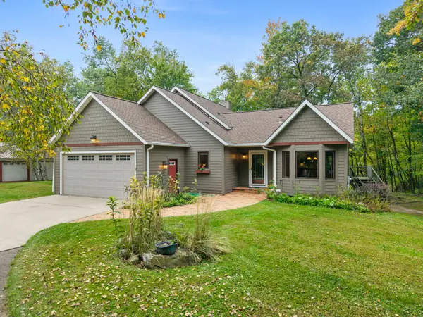 16090 Morgan AVE N, Marine On Saint Croix, MN 55047
