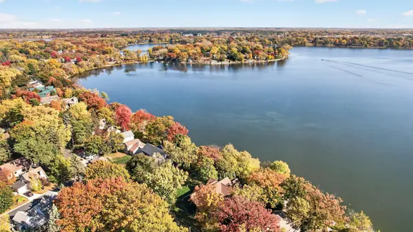 3248 Owasso Heights RD, Shoreview, MN 55126