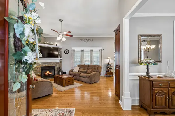 949 Harmony Way, Columbia, TN 38401