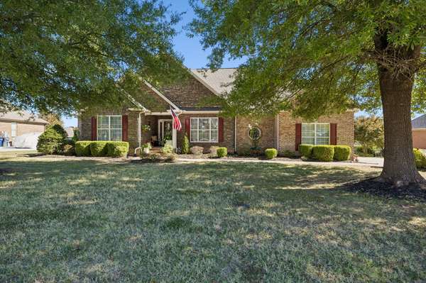 949 Harmony Way, Columbia, TN 38401