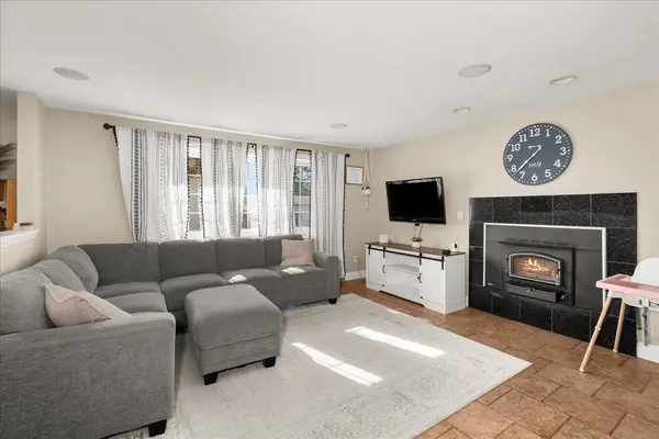 7819 E Augusta Ave, Spokane, WA 99212