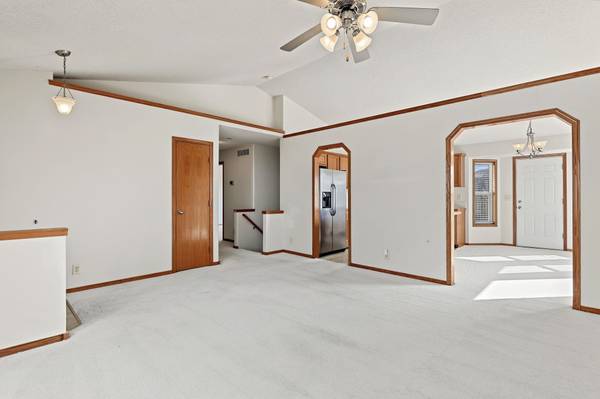 10323 E Mount Vernon, Wichita, KS 67207