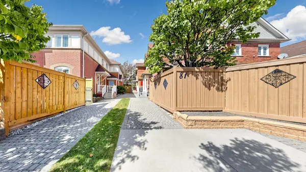 81 Shady Pine CIR, Brampton, ON L6R 1K3